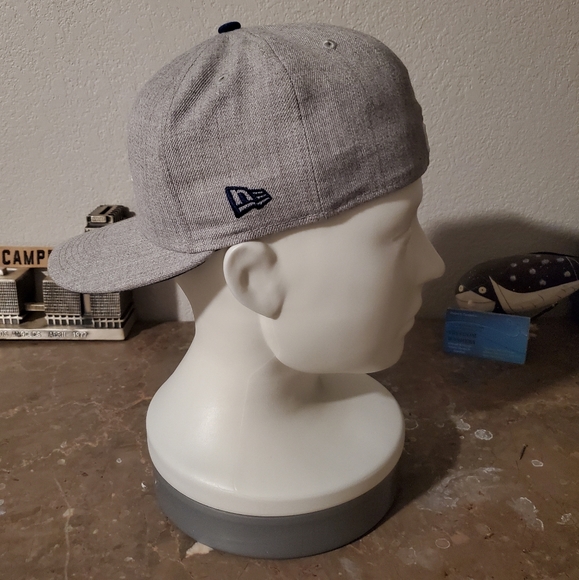 New Era fitted LA Dodgers hat 7 1/8 - Picture 5 of 5